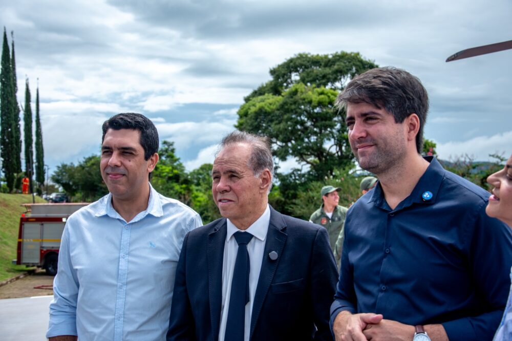 São Gonçalo inaugura heliponto do Pronto Atendimento e Governo de Minas confirma abertura do bloco cirúrgico ainda este ano