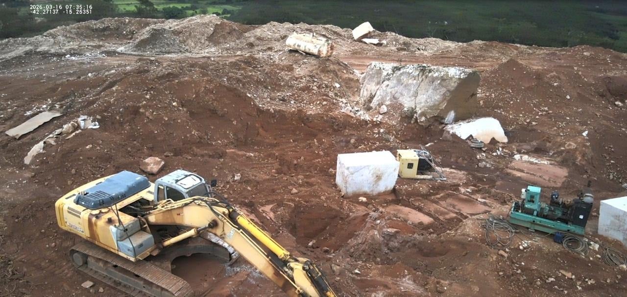 Operação Nascentes Livres: PF combate extração ilegal de quartzo que devastou 90 hectares no Norte de Minas