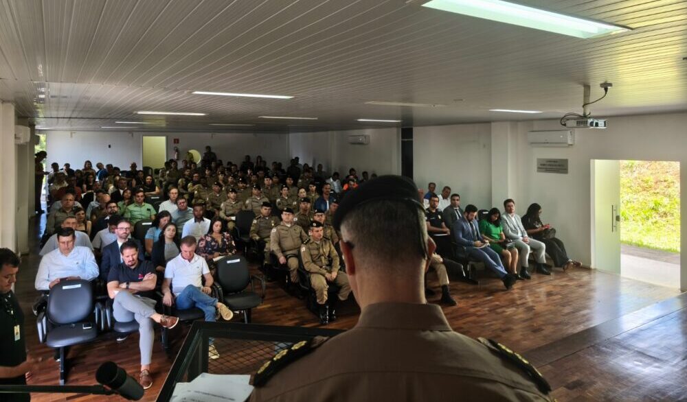 26º Batalhão da Polícia Militar comemora 30 anos com entregas de honrarias