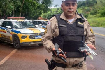 Polícia Militar Rodoviária apreende armas em dois veículos na MG-434
