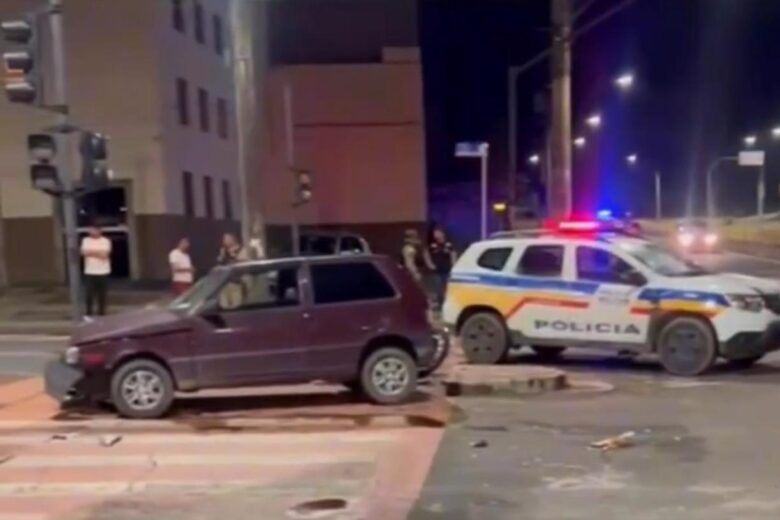 Motociclista de 21 anos morre após grave acidente na avenida Carlos Drummond de Andrade, em Itabira