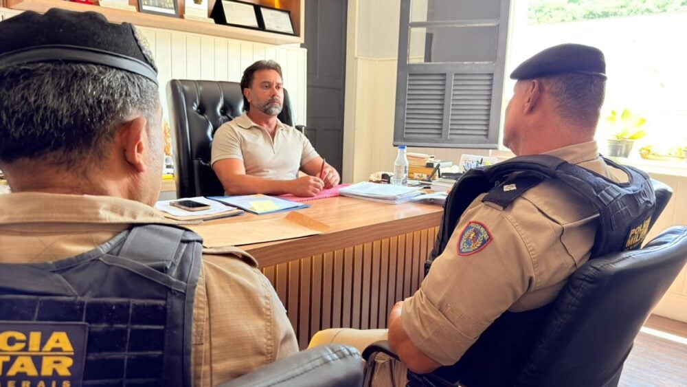 Após ameaça de ataque a escola, Polícia Militar se reúne com prefeito para reforçar segurança em Rio Piracicaba