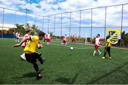 Times de futebol investem no desenvolvimento da tomada de decisão de atletas