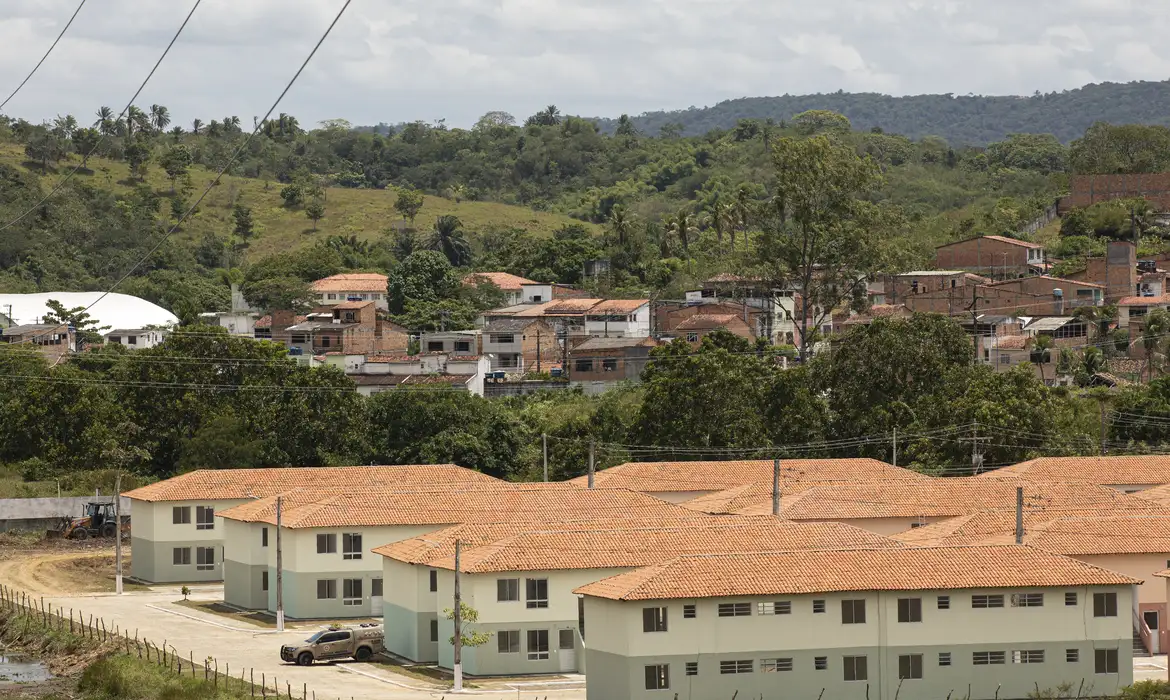 Requerimento aprovado na Câmara Municipal prevê audiência pública sobre crise habitacional em Itabira