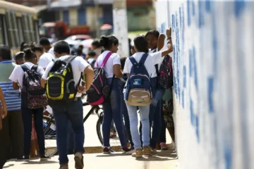 IBGE aponta persistência e avanço do bullying entre adolescentes nas escolas