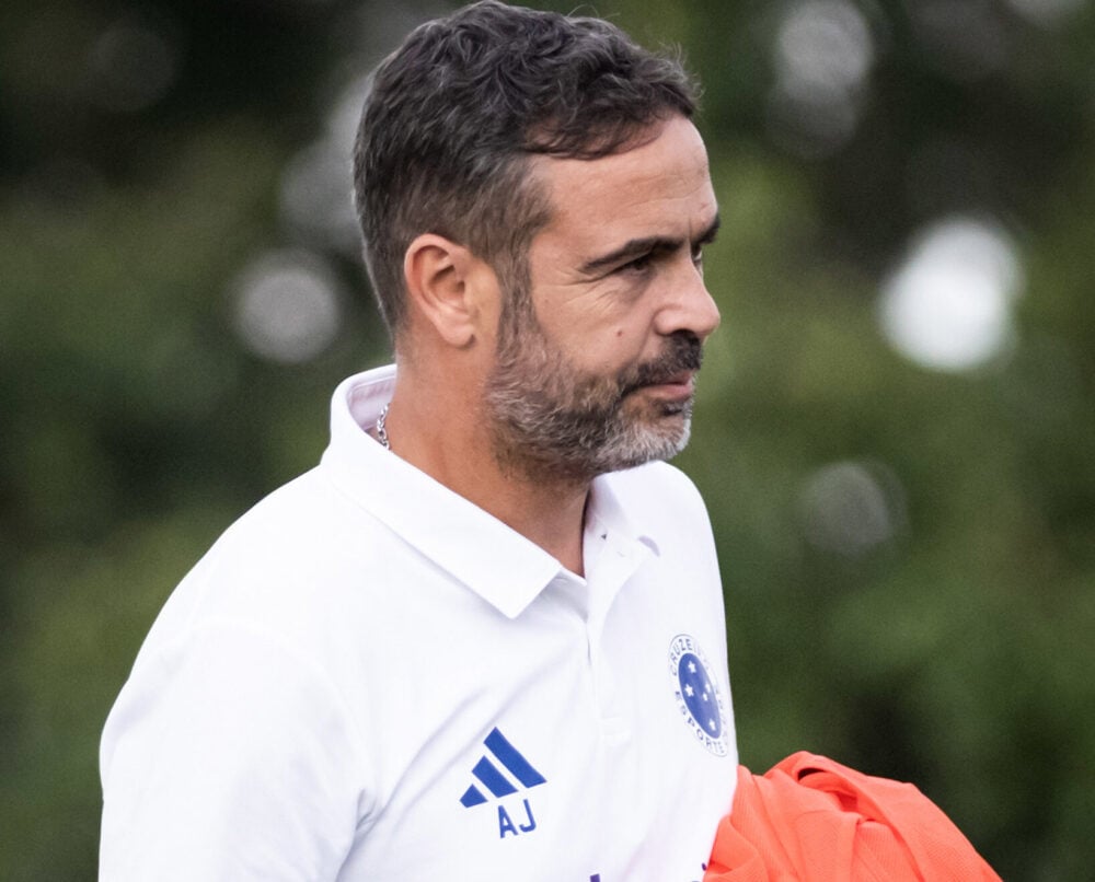 Cruzeiro busca segunda vitória na Libertadores contra Universidad Católica; Rádio Caraça transmite o jogo