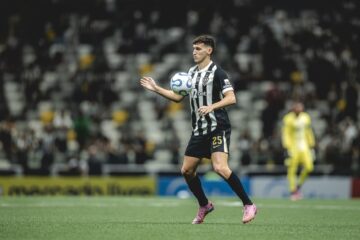 Atlético-MG enfrenta Coritiba em busca de recuperação fora de casa