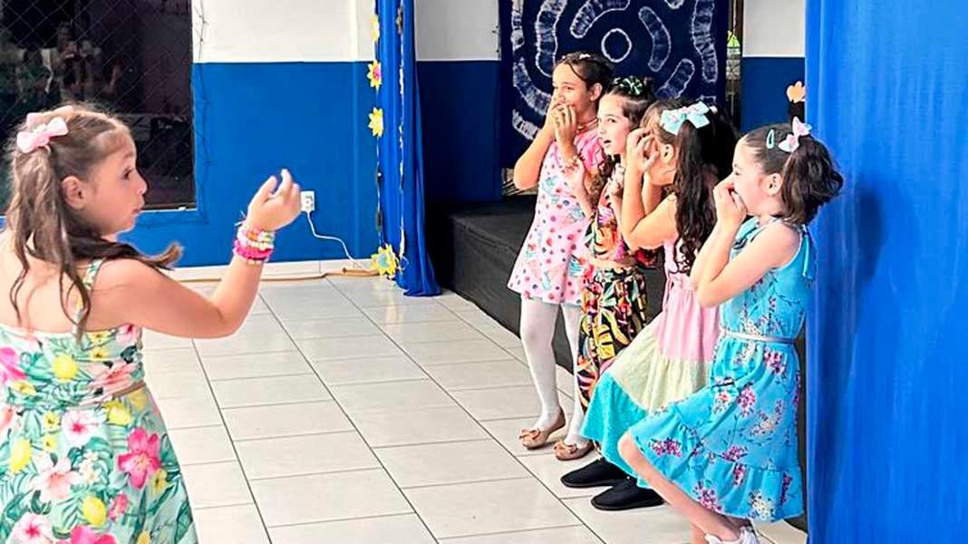 São Gonçalo do Rio Abaixo abre inscrições para oficinas de teatro para  crianças e adolescentes