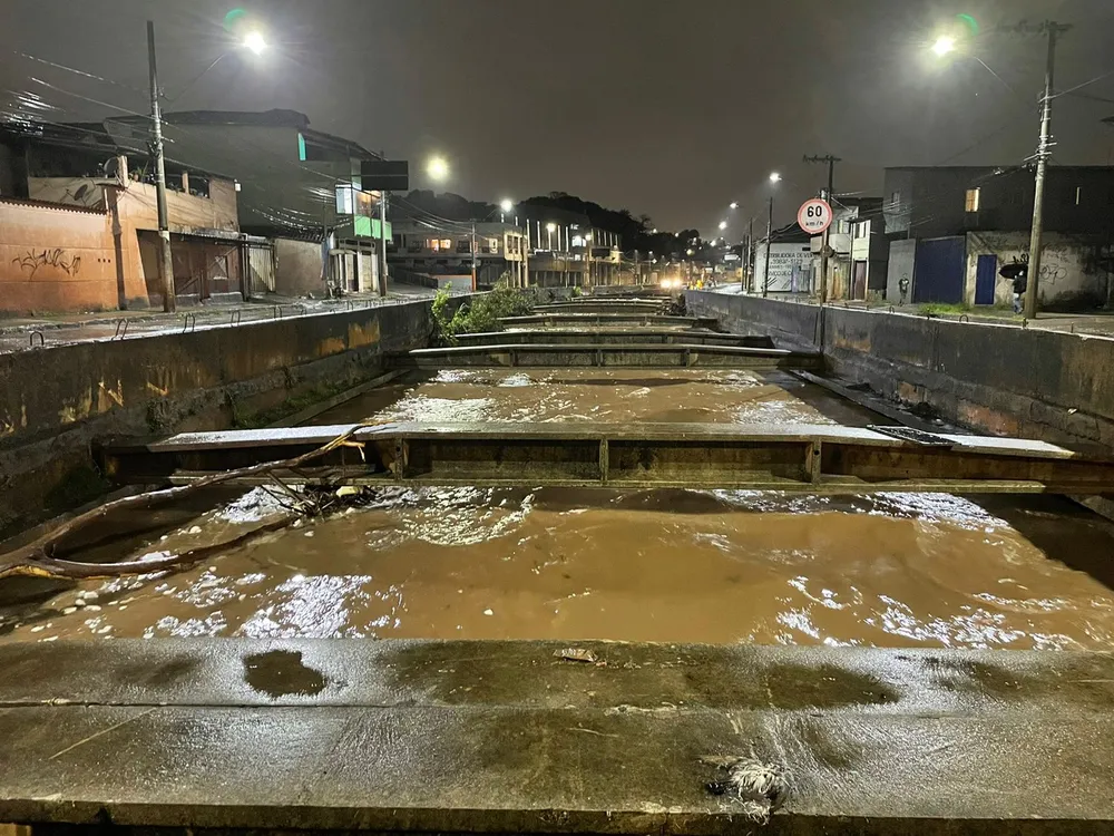 Câmara aprova crédito de até R$500 milhões para obras em áreas com risco climático em BH