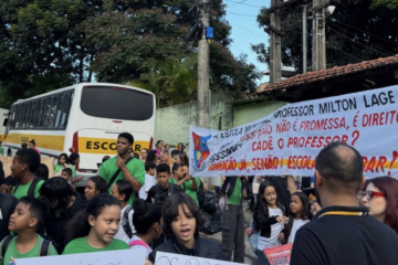 Professores e terceirizados da educação municipal fazem paralisação e atos nesta quinta em BH