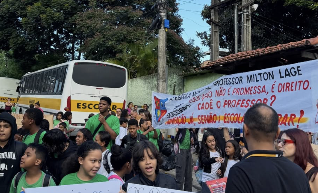 Professores e terceirizados da educação municipal fazem paralisação e atos nesta quinta em BH