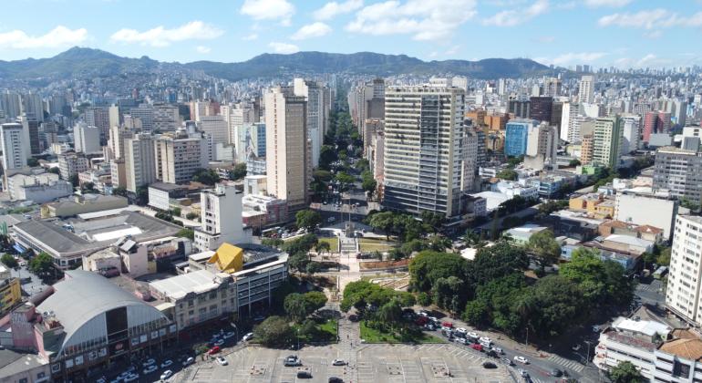 Conheça os canais digitais para solicitar de serviços de saúde e sanitários em BH