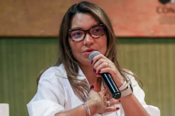 Agenda pública de Janja mostra viagens a 12 países e 32 cidades no Brasil