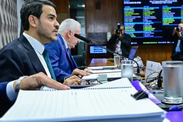 Sabatina na CCJ: Messias fala em aperfeiçoamento do STF