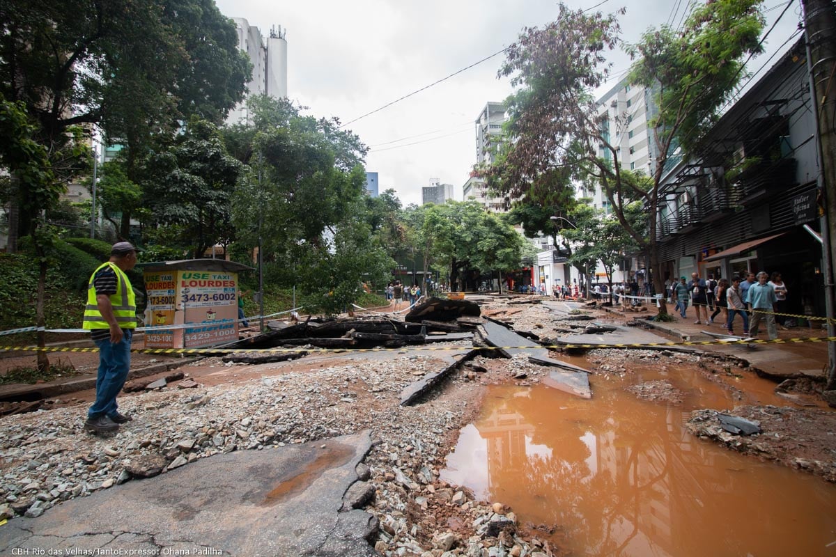 PBH quer autorização para tomar até R$2,1 bilhões em empréstimos para obras
