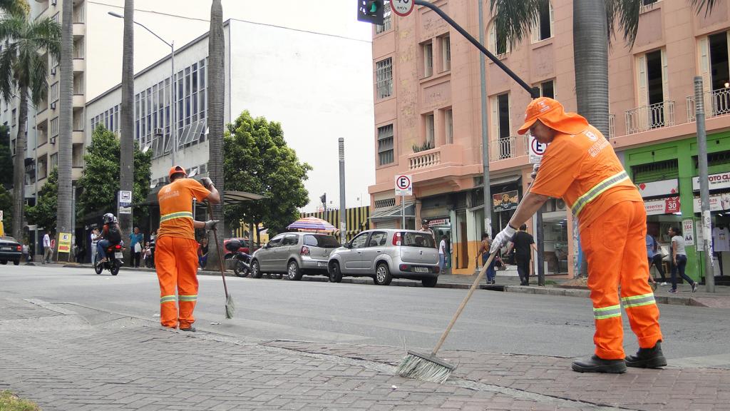 Projeto que amplia proteção e valorização dos trabalhadores da limpeza urbana avança na Assembleia de Minas