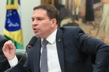 O ex-deputado Alexandre Ramagem é preso nos Estados Unidos pelo Serviço de Imigração