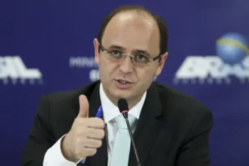 Secretário de Educação, Rossieli Soares, deixa o governo de Minas