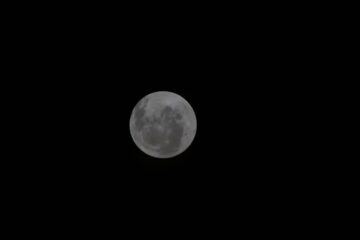 Artemis II: missão espacial da Nasa divulga foto inédita da Lua