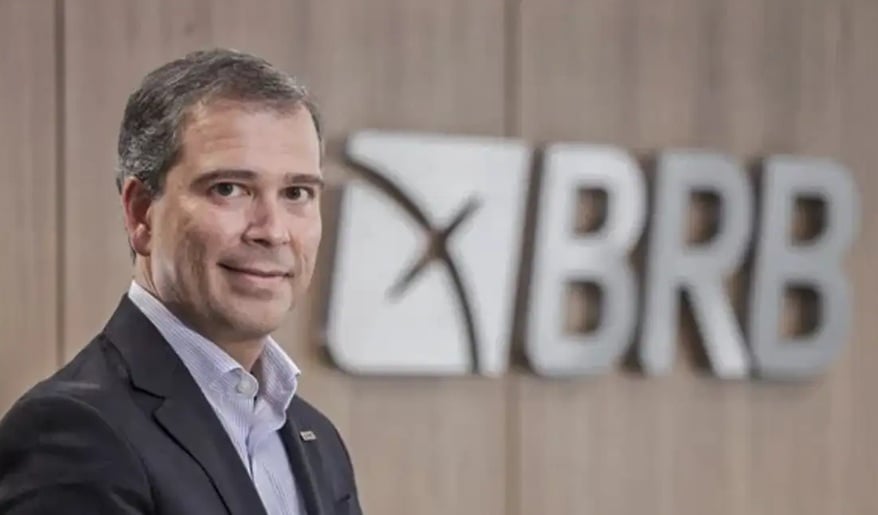 Polícia Federal prende ex-presidente do BRB citado no caso do Banco Master