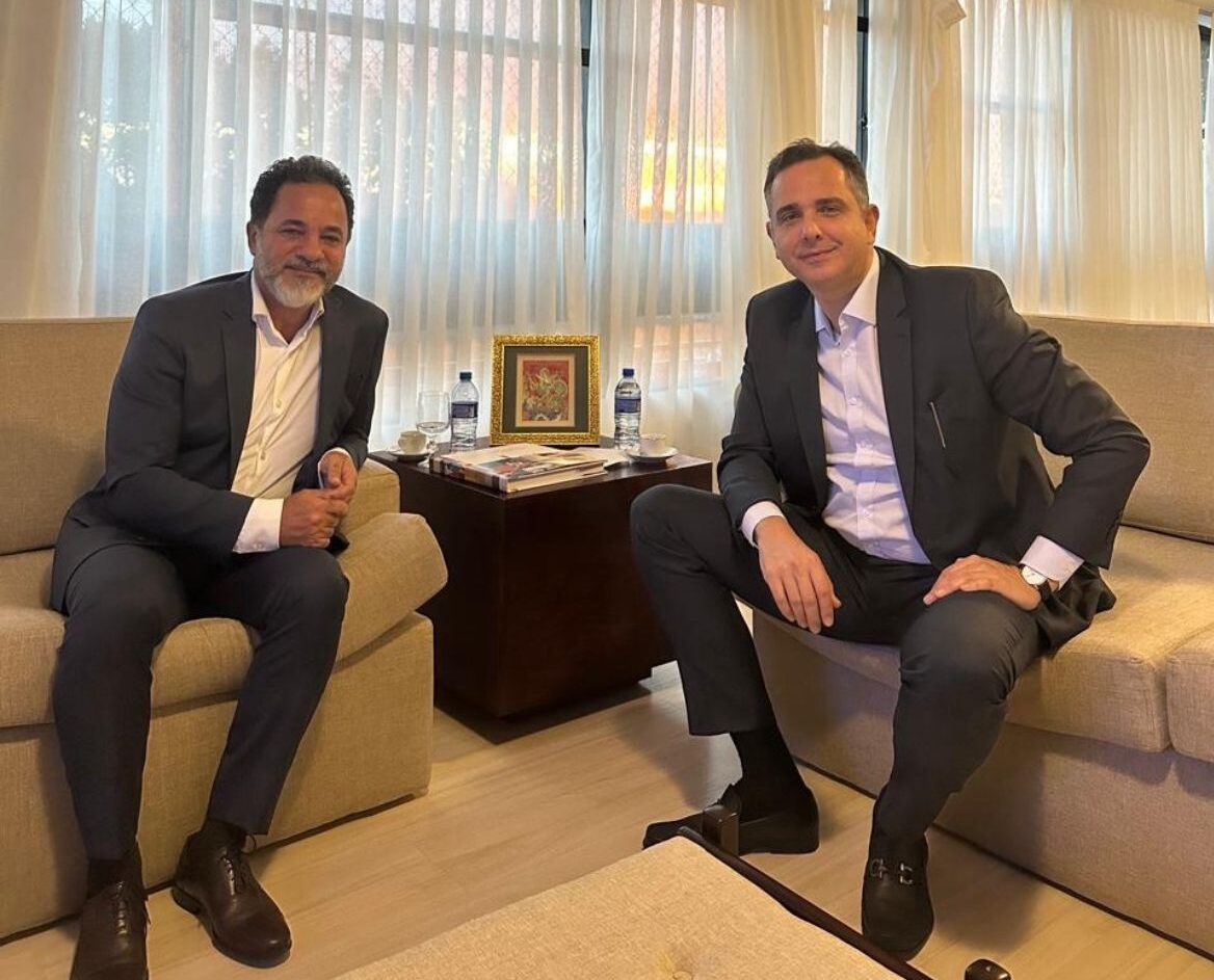 Rodrigo Pacheco convida Marco Antônio Lage para ajudar na elaboração de plano de governo de MG