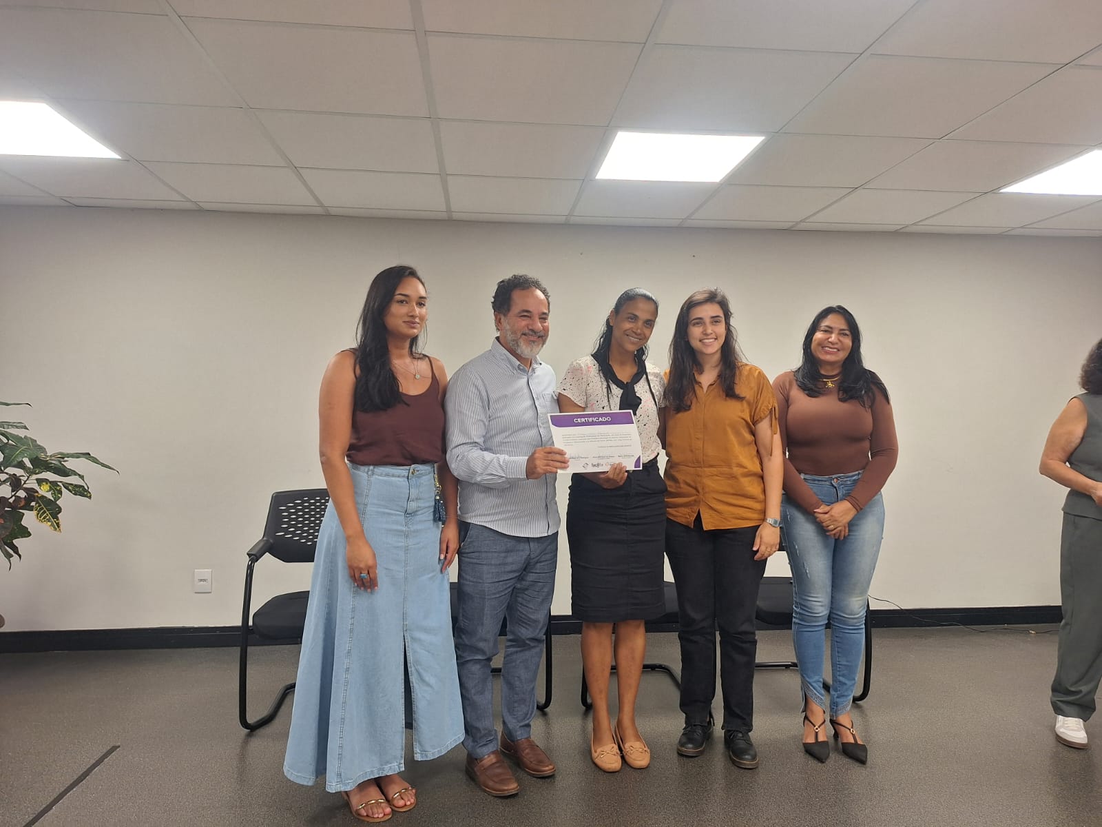 Programa Facilita Trabalho certifica 42 mulheres e amplia oportunidades de inserção profissional em Itabira