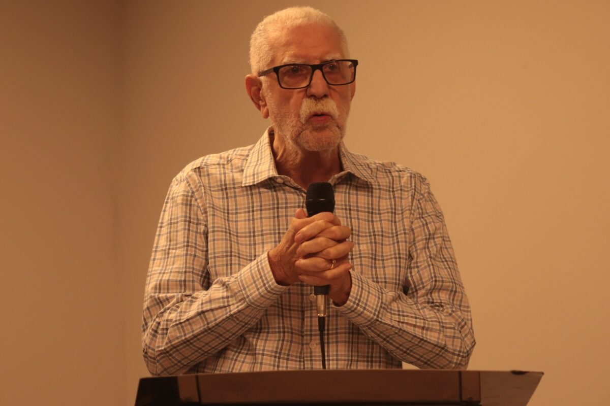 Marcos Gabiroba é homenageado e emociona a abertura do Campeonato Amador de Itabira 2026