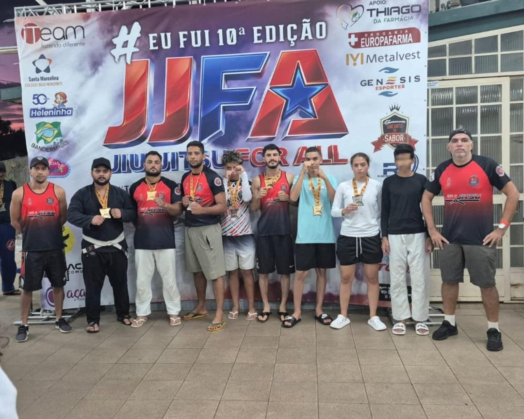 Atletas de São Gonçalo do Rio Abaixo conquistam sete medalhas em torneio de jiu-jitsu