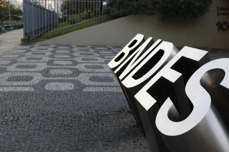 MPF investiga financiamento bilionário do BNDES ao Grupo J&F