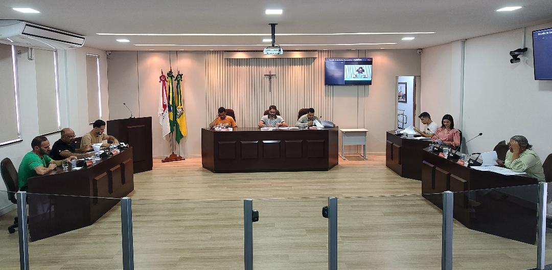 Comissões da Câmara de São Gonçalo do Rio Abaixo analisam favoravelmente quatro projetos