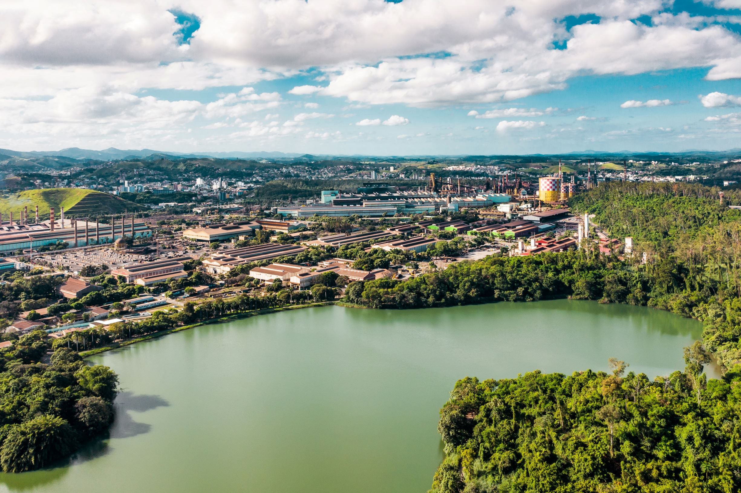 Usiminas planeja investir quase R$ 1 bilhão em quatro projetos da unidade de Ipatinga em 2026