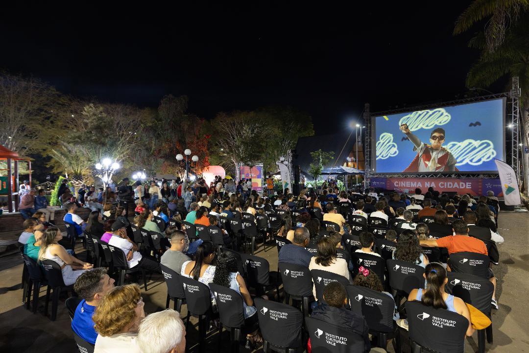 Praça de Rio Piracicaba vira palco para cinema, música e cultura popular no final de maio