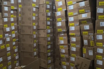 Quatro homens são presos em Neves com carga roubada e caminhão clonadoQuatro homens são presos em Neves com carga roubada e caminhão clonado