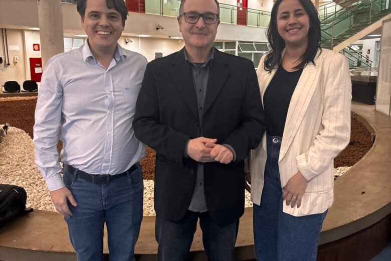 Funcionários da Prefeitura de João Monlevade  participam  de encontro na Unifei- Itabira