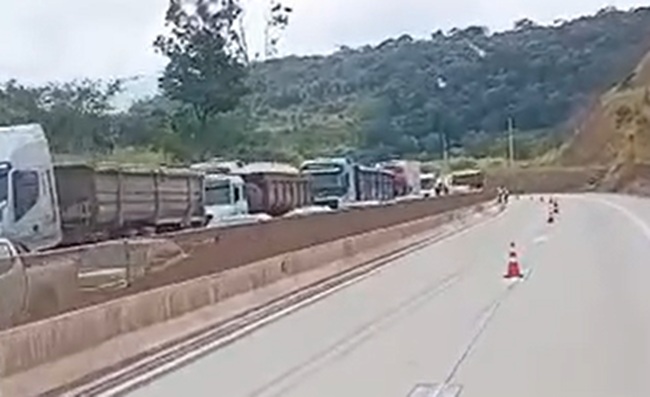 BR-381: obras em Caeté causam lentidão nos dois sentidos e exigem atenção dos motoristas nesta sexta-feira