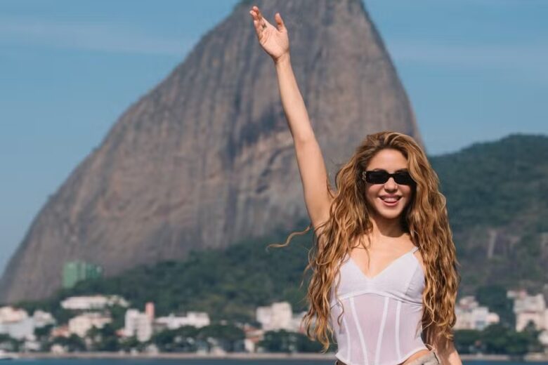 Shakira faz megashow gratuito em Copacabana neste sábado e promete reunir multidão de fãs