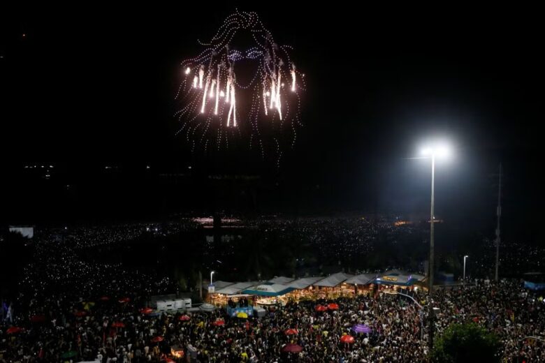 Mais de 2 milhões de pessoas assistiram ao show de Shakira em Copacabana