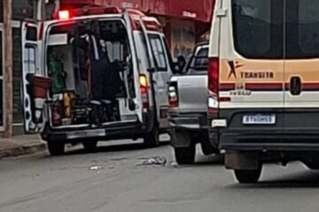 Itabira: colisão entre moto e caminhonete deixa uma pessoa ferida no bairro João XXIII