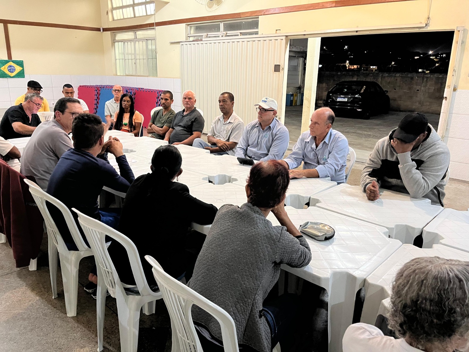 SAAE se reúne com moradores do Santa Ruth para discutir abastecimento de água no bairro