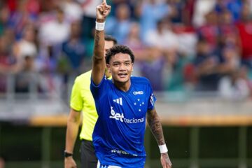 Com ótima atuação, Cruzeiro vence o Bahia de virada. Mas e agora?