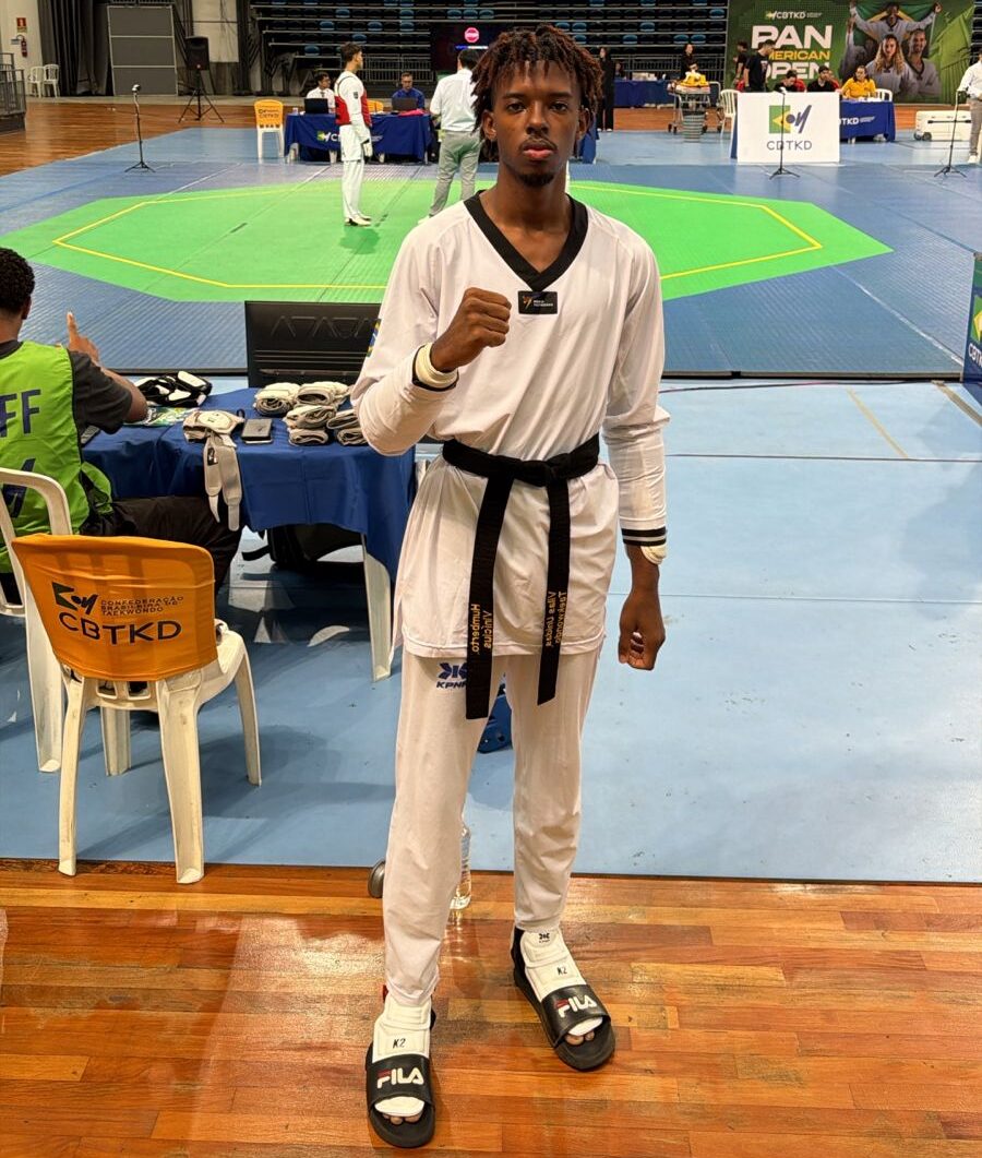 Atleta de Itabira entra para a história como campeão Pan-Americano de Taekwondo no Rio de Janeiro
