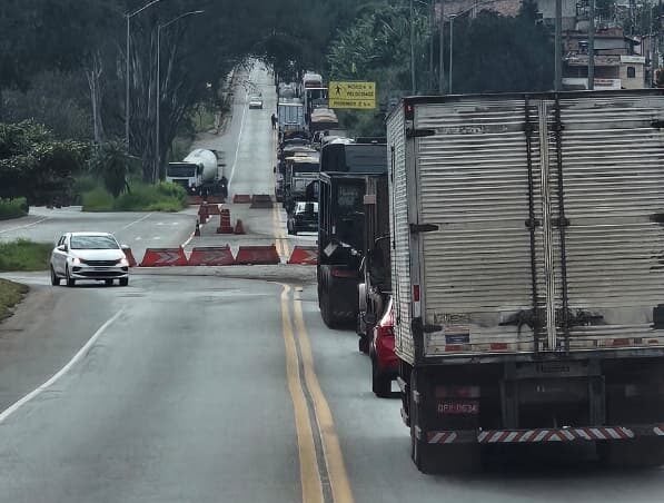 Obras na BR-381 podem causar lentidão em diferentes trechos entre BH e Governador Valadares nesta sexta-feira; saiba mais