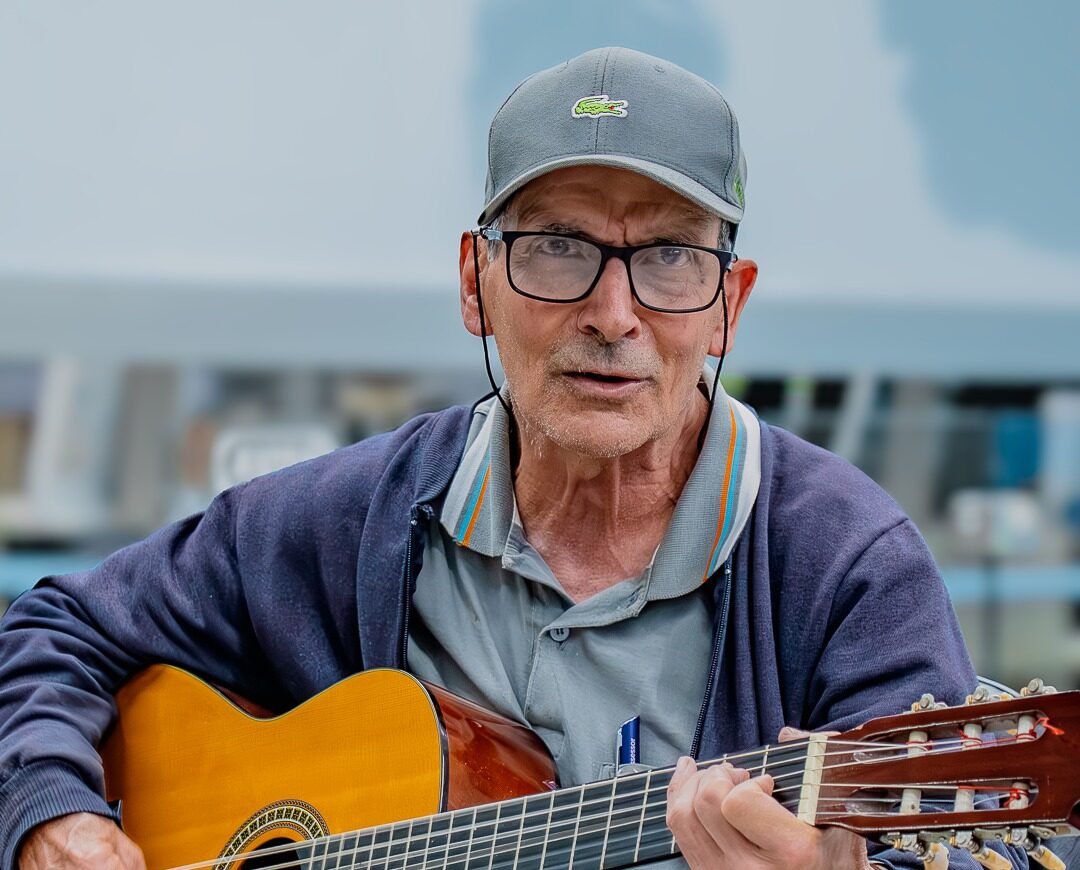 Itabirano Paulo Lúcio Andrade é homenageado em edição de três anos da Hora da Poesia