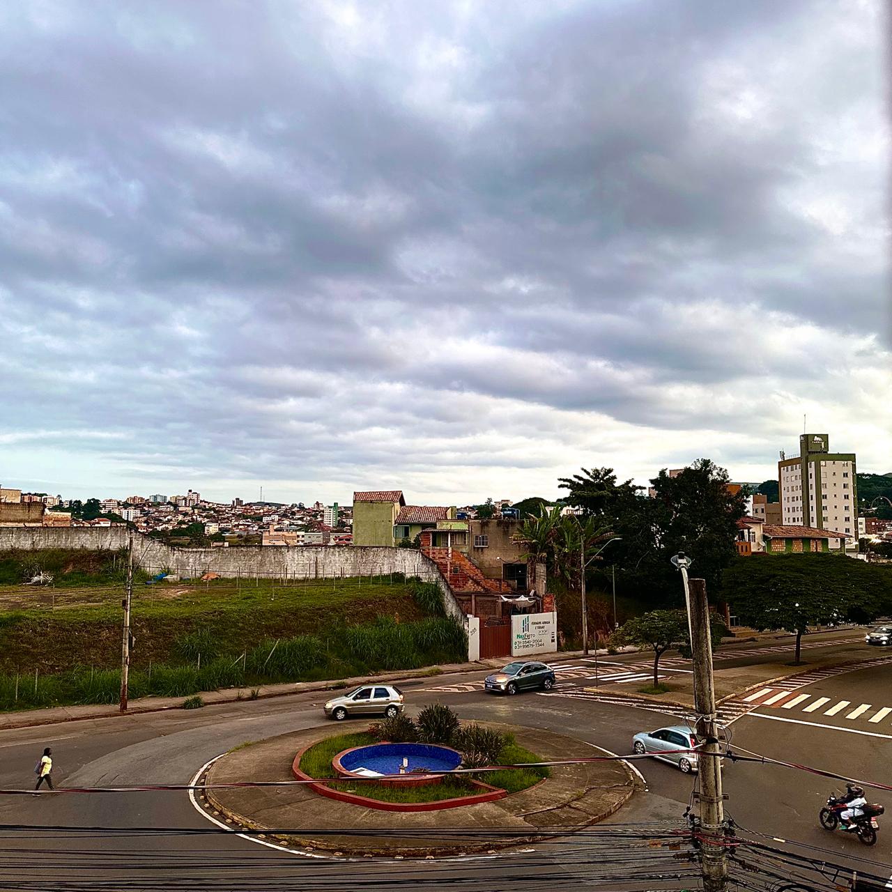 Domingo será de tempo nublado e temperaturas amenas em BH, Itabira e João Monlevade