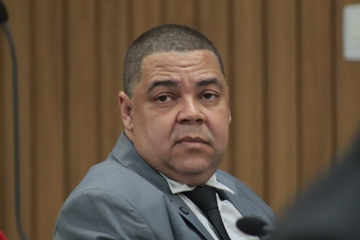 Câmara de Itabira: Luiz Carlos acusa Elias Lima de nepotismo e diz que ele se vitimiza por falar sobre racismo e luta contra câncer