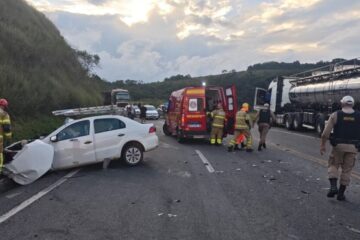 Grave acidente entre carro e carreta deixa dois feridos na BR-265