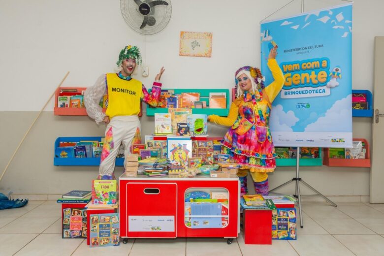 Projeto  “Vem com a gente” amplia ferramentas educativas em Contagem (MG)