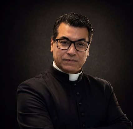 Padre aconselha noiva a cancelar casamento após lista de exigências