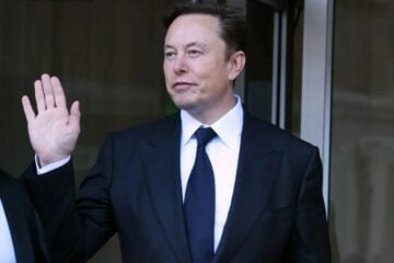 Elon Musk alcança fortuna de US$ 1,1 trilhão e entra para a história dos negócios