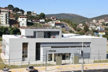 Justiça manda Mariana garantir moradia digna a mãe e quatro filhos